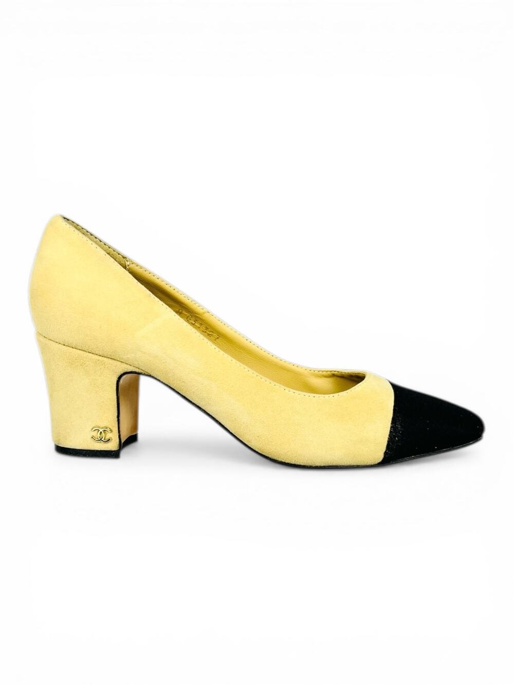 Chanel Cap Toe Beige Suede Block Heel Pumps EU 36 Two Tone